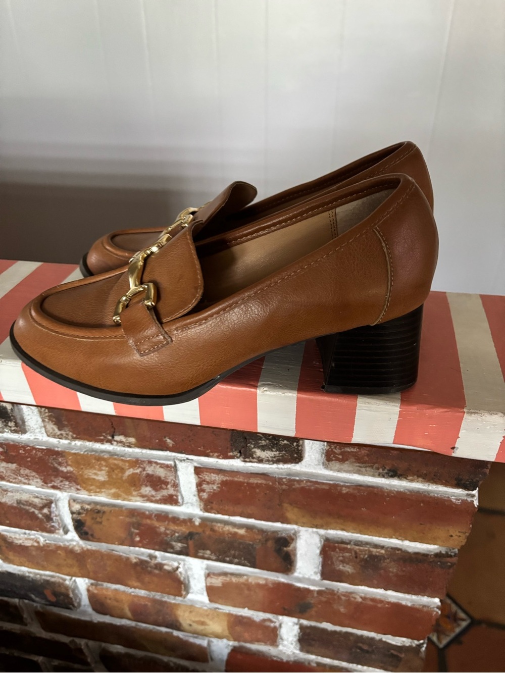 Women's Tan Leather Block Heel Loafers with Gold Chain